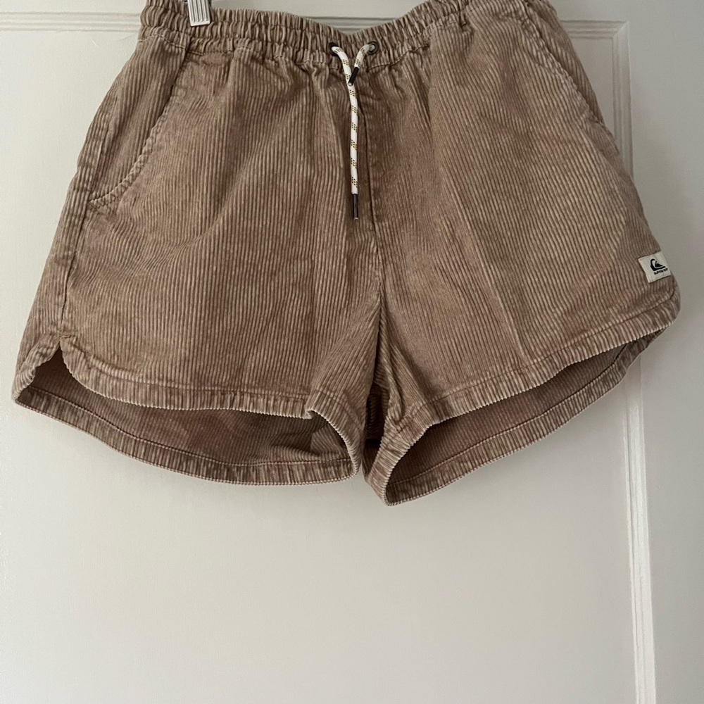 Quiksilver Brown Cargo Shorts Relaxed Fit